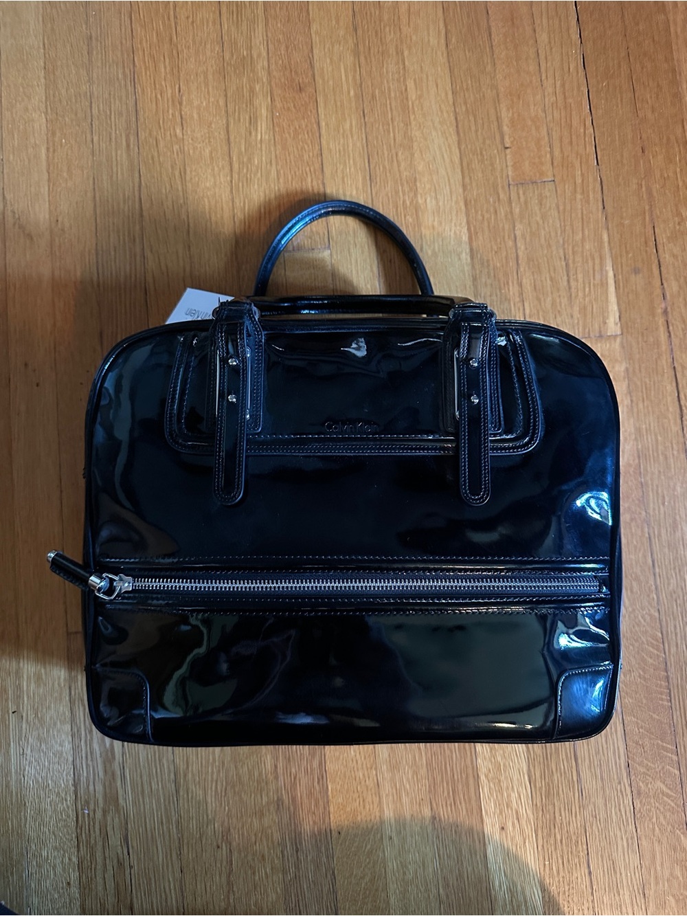 Vtg Y2K Calvin Klein large  Black patent leather handbag w
silver hardware, NWT